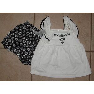 NEW NWT Baby Girls sz 9 Month Black & White Shorts & Embroidered Top 2 Pc Outfit